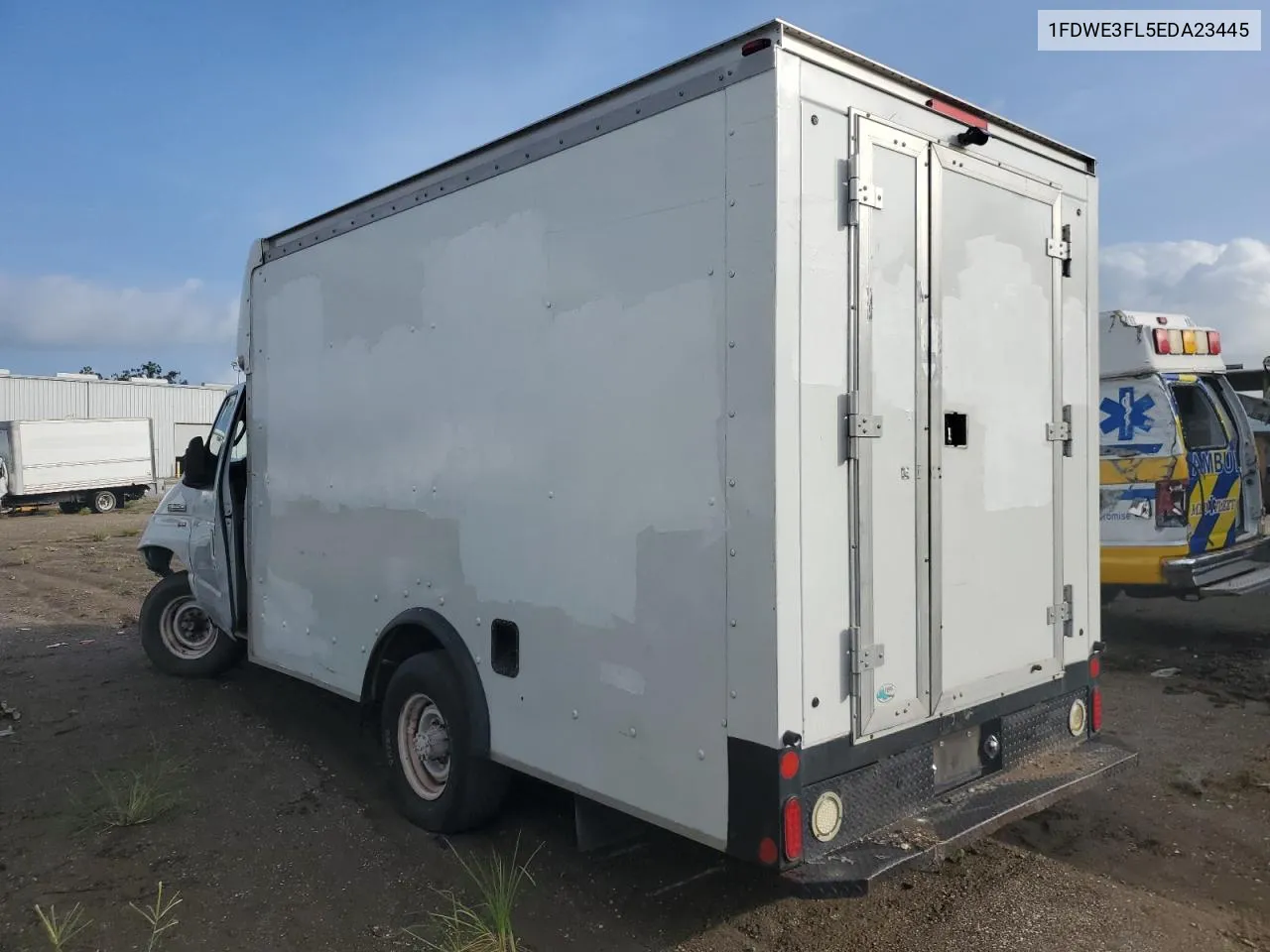 2014 Ford Econoline E350 Super Duty Cutaway Van VIN: 1FDWE3FL5EDA23445 Lot: 72336584