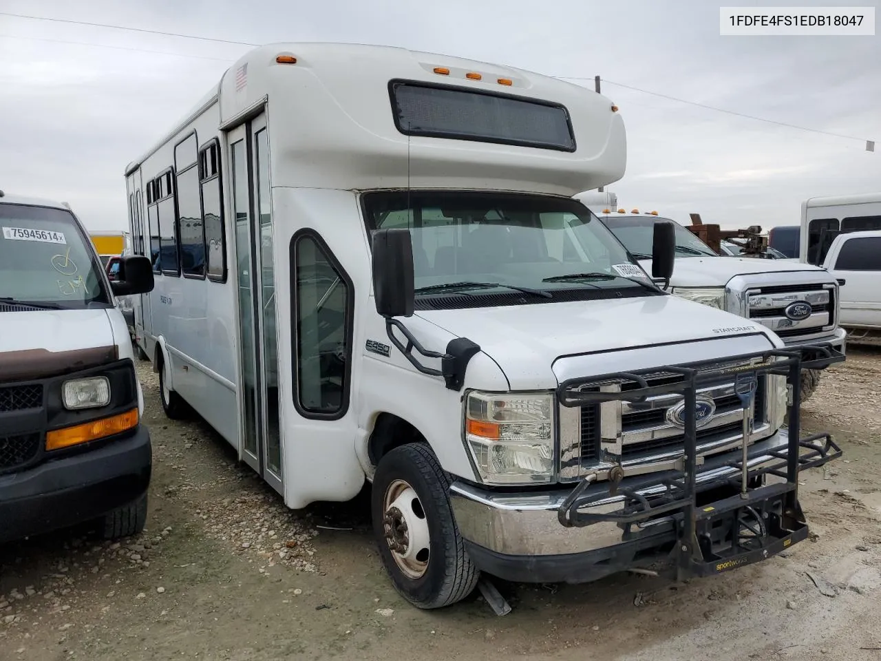 2014 Ford Econoline E450 Super Duty Cutaway Van VIN: 1FDFE4FS1EDB18047 Lot: 76838644