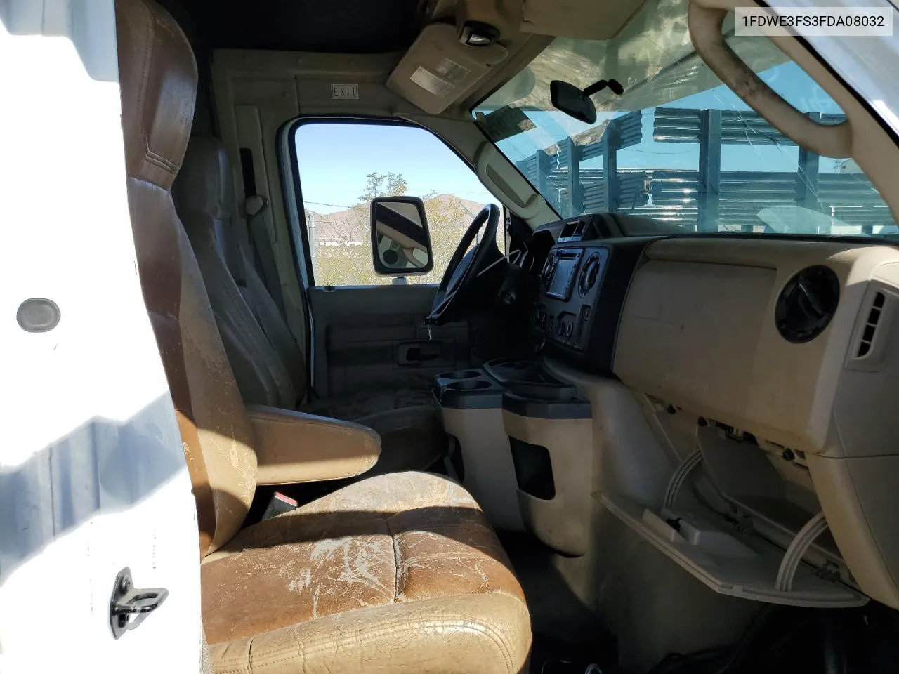 2016 Ford Econoline E350 Super Duty Cutaway Van VIN: 1FDWE3FS3FDA08032 Lot: 55216754