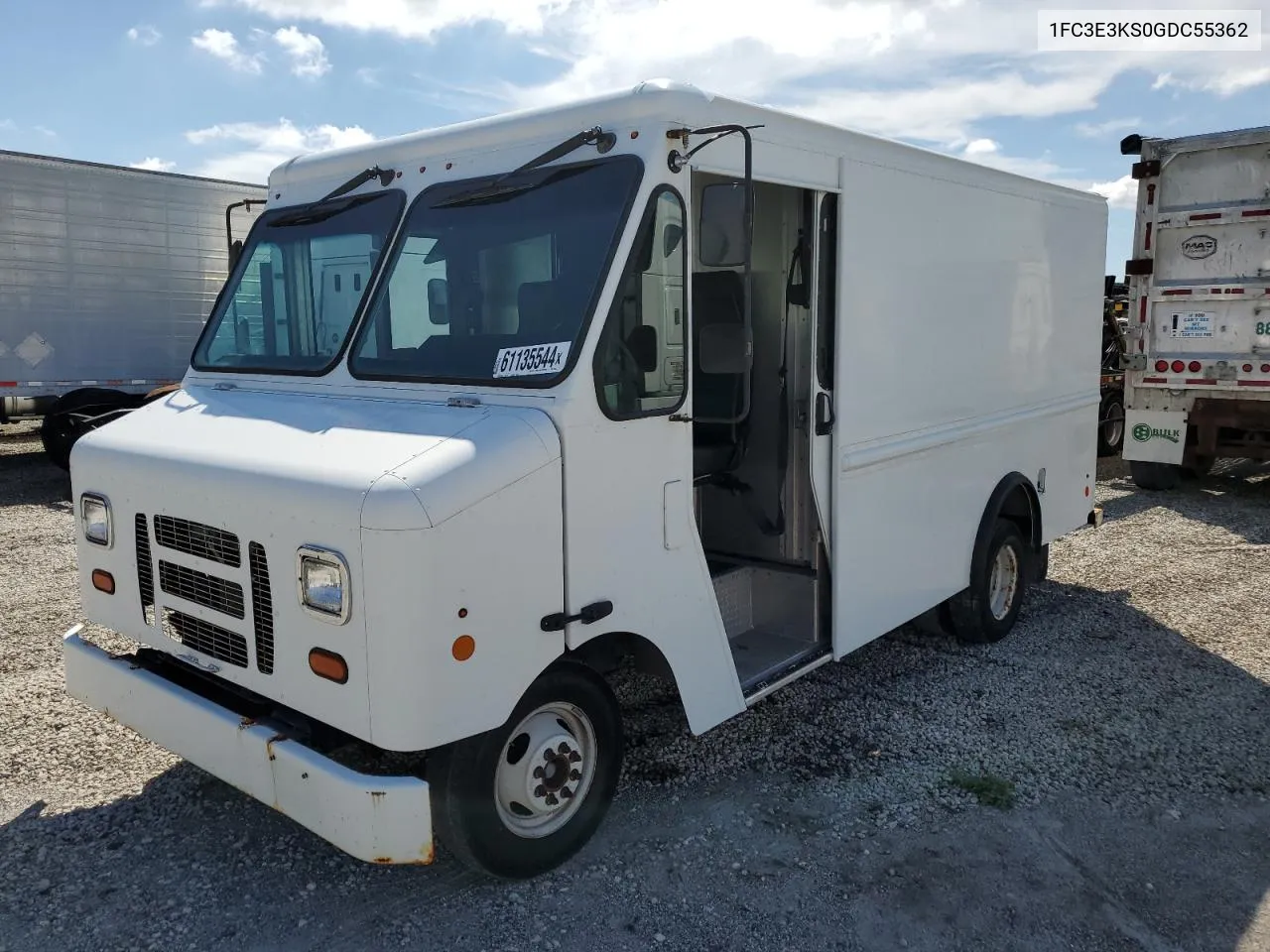 2016 Ford Econoline E350 Super Duty Stripped Chassis VIN: 1FC3E3KS0GDC55362 Lot: 61135544