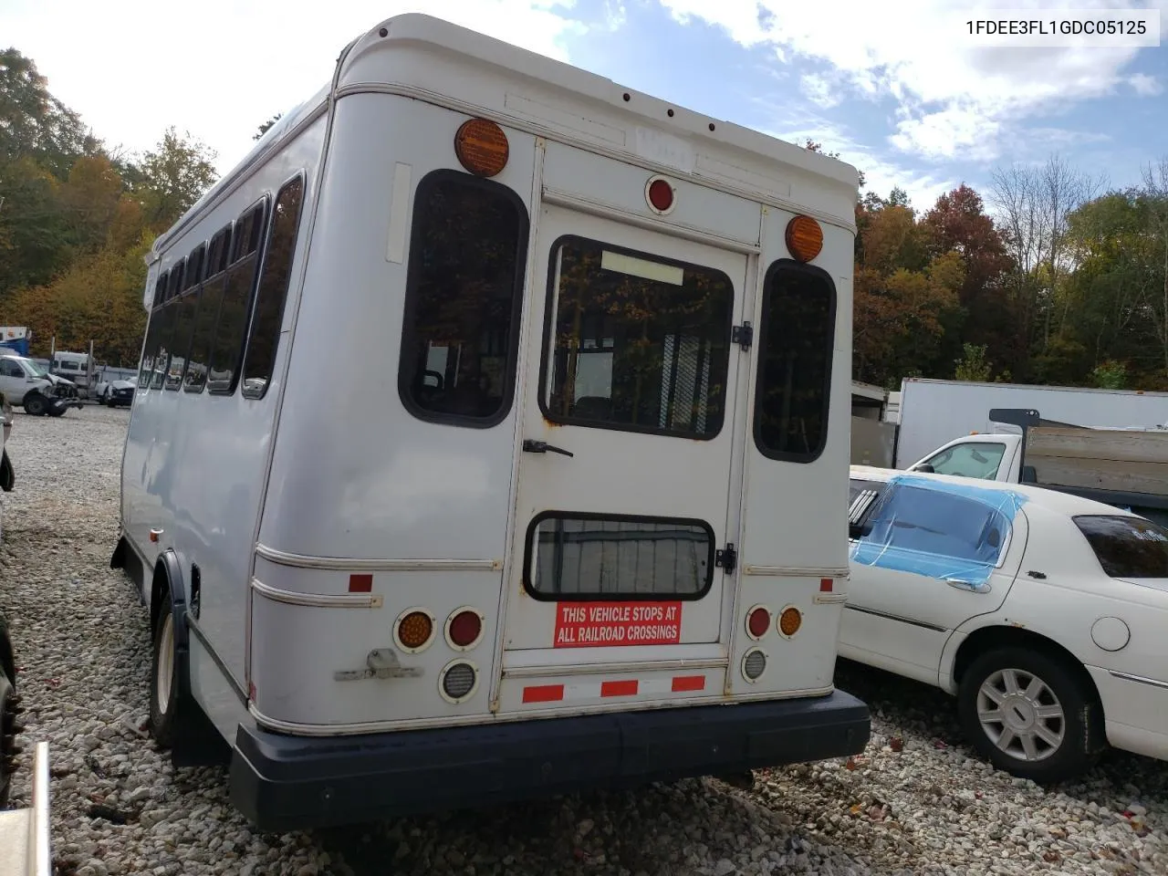 2016 Ford Econoline E350 Super Duty Cutaway Van VIN: 1FDEE3FL1GDC05125 Lot: 77132214