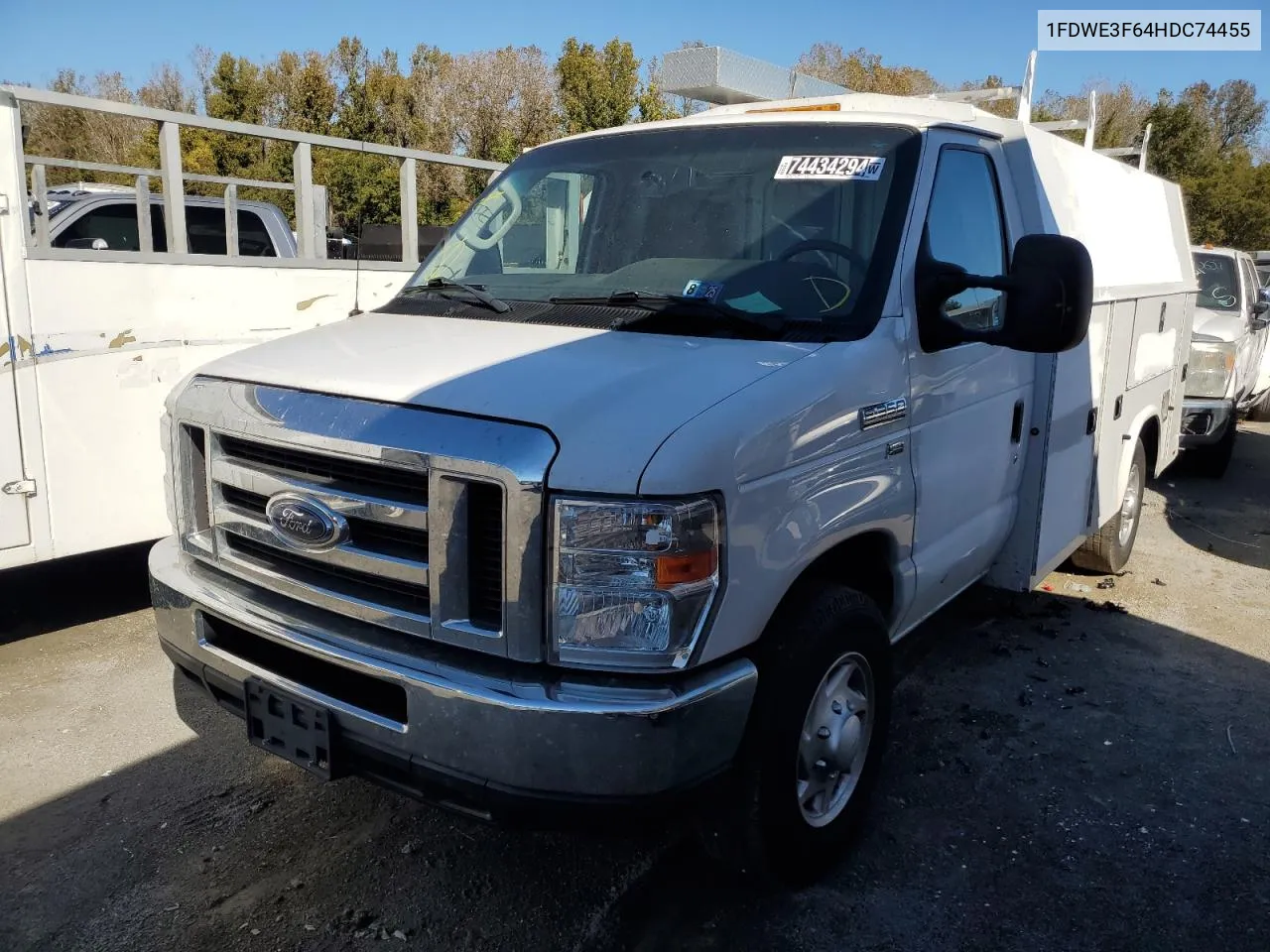 2017 Ford Econoline E350 Super Duty Cutaway Van VIN: 1FDWE3F64HDC74455 Lot: 74434294