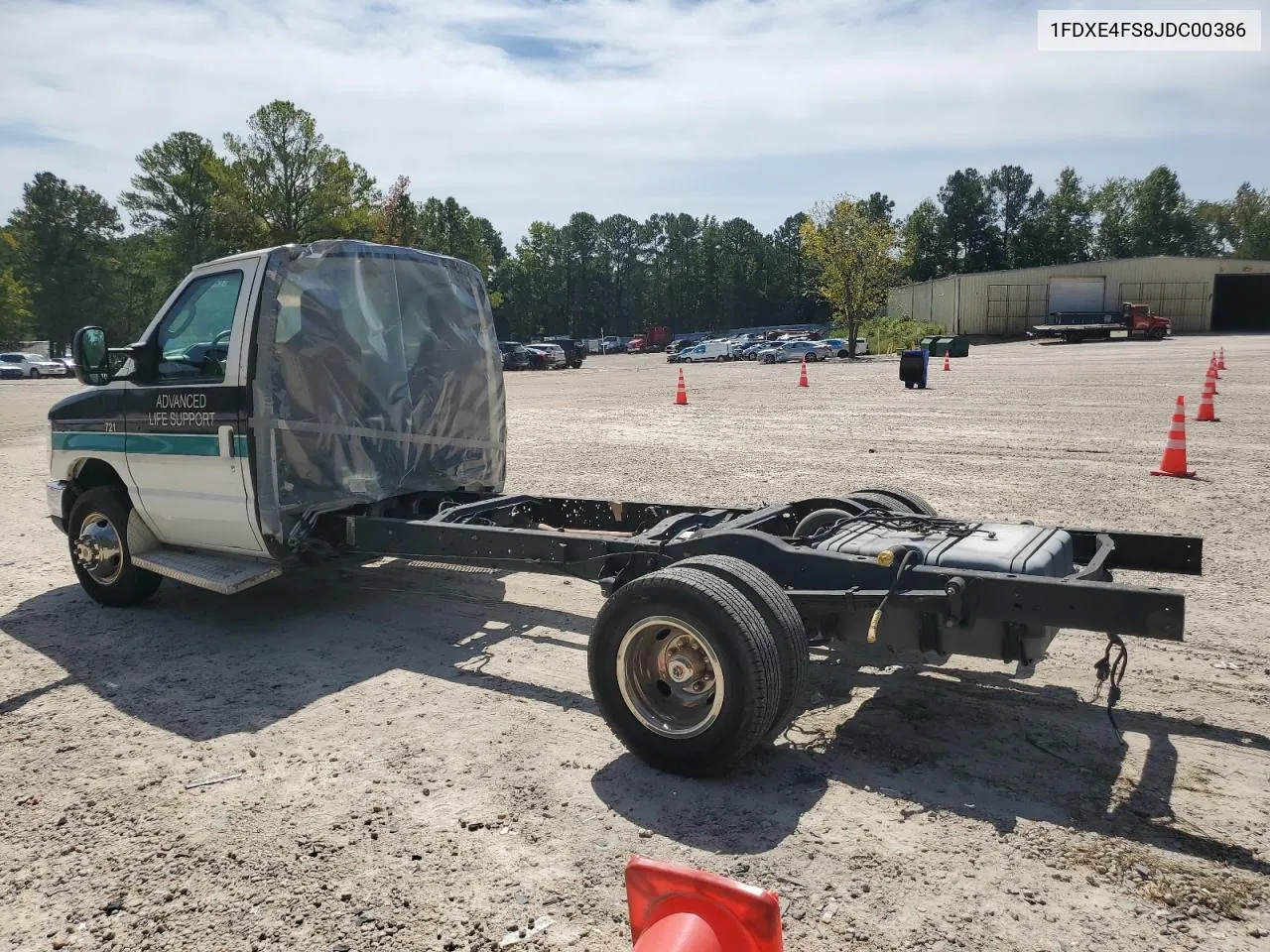 2018 Ford Econoline E450 Super Duty Cutaway Van VIN: 1FDXE4FS8JDC00386 Lot: 70429384