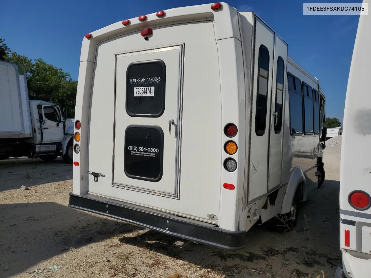 2019 Ford Econoline E350 Super Duty Cutaway Van VIN: 1FDEE3FSXKDC74105 Lot: 72054474