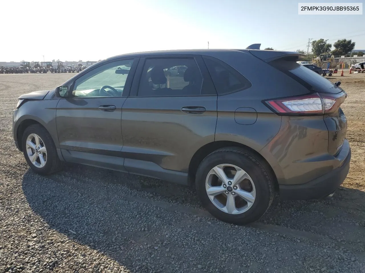 2FMPK3G90JBB95365 2018 Ford Edge Se