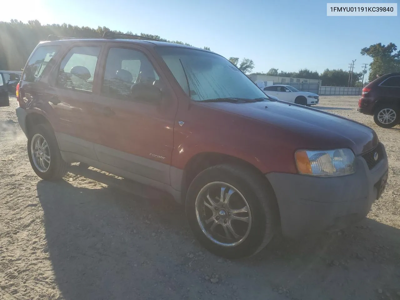 2001 Ford Escape Xls VIN: 1FMYU01191KC39840 Lot: 75985464