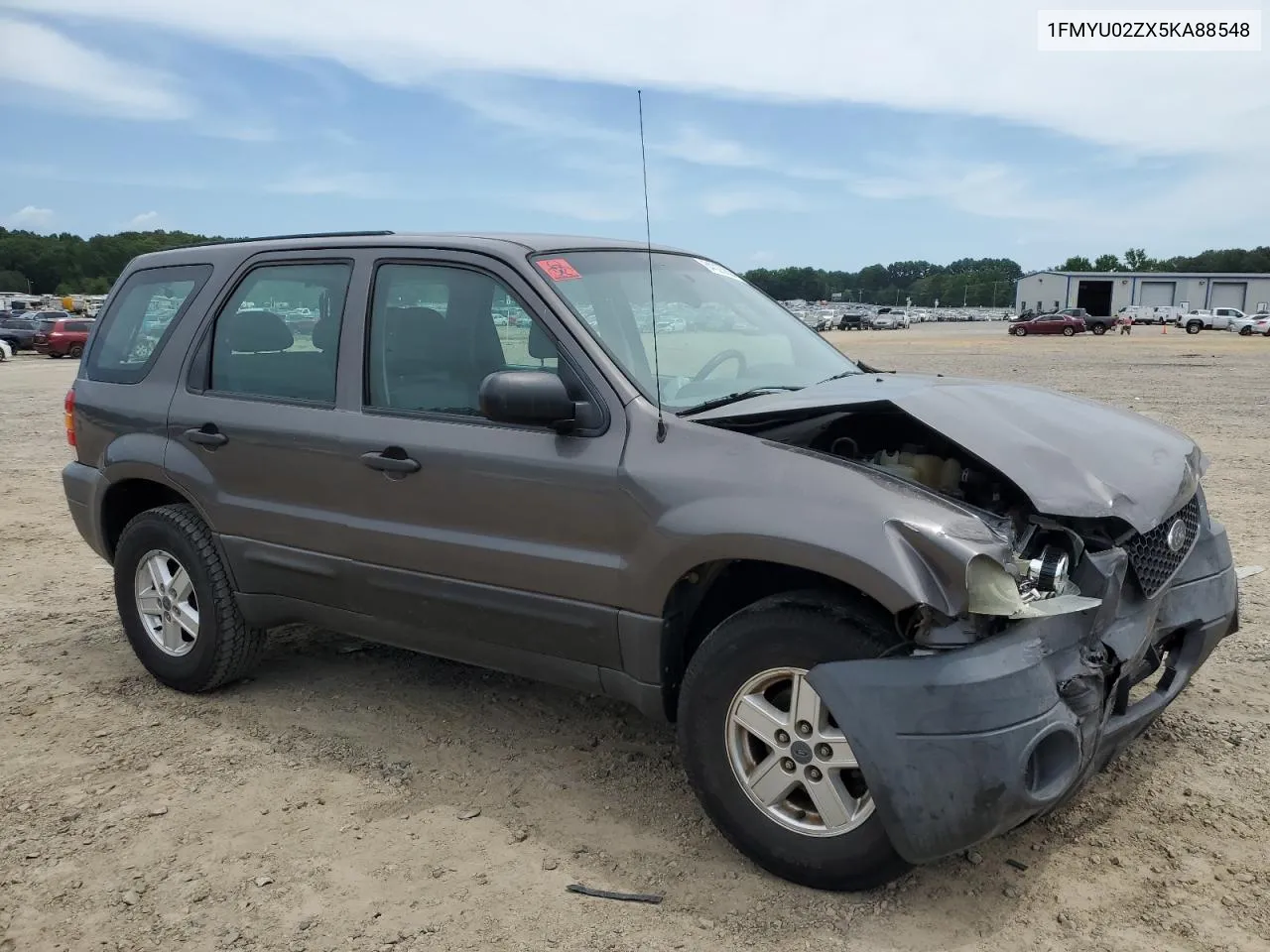 2005 Ford Escape Xls VIN: 1FMYU02ZX5KA88548 Lot: 64025804