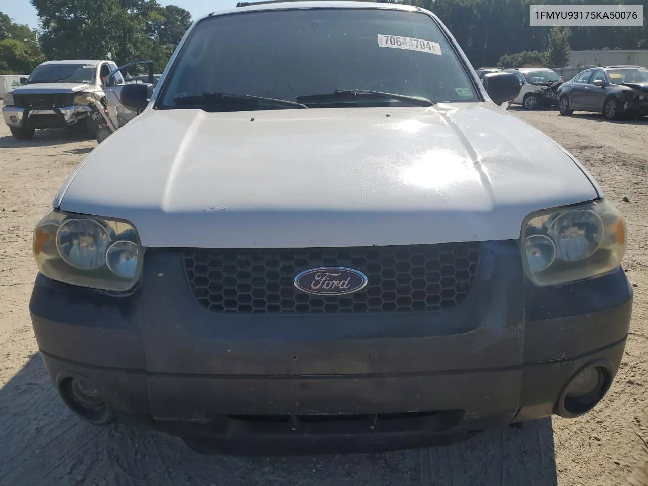 2005 Ford Escape Xlt VIN: 1FMYU93175KA50076 Lot: 70644704