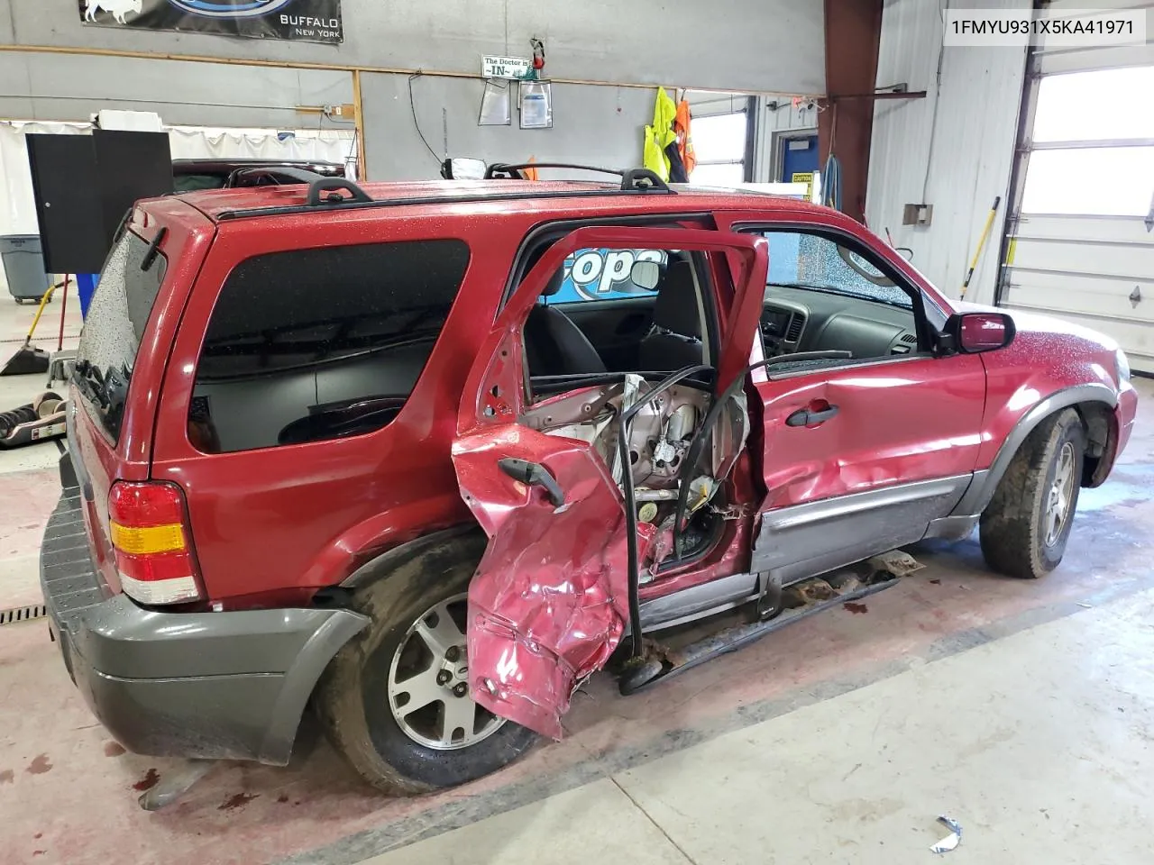 2005 Ford Escape Xlt VIN: 1FMYU931X5KA41971 Lot: 76321744