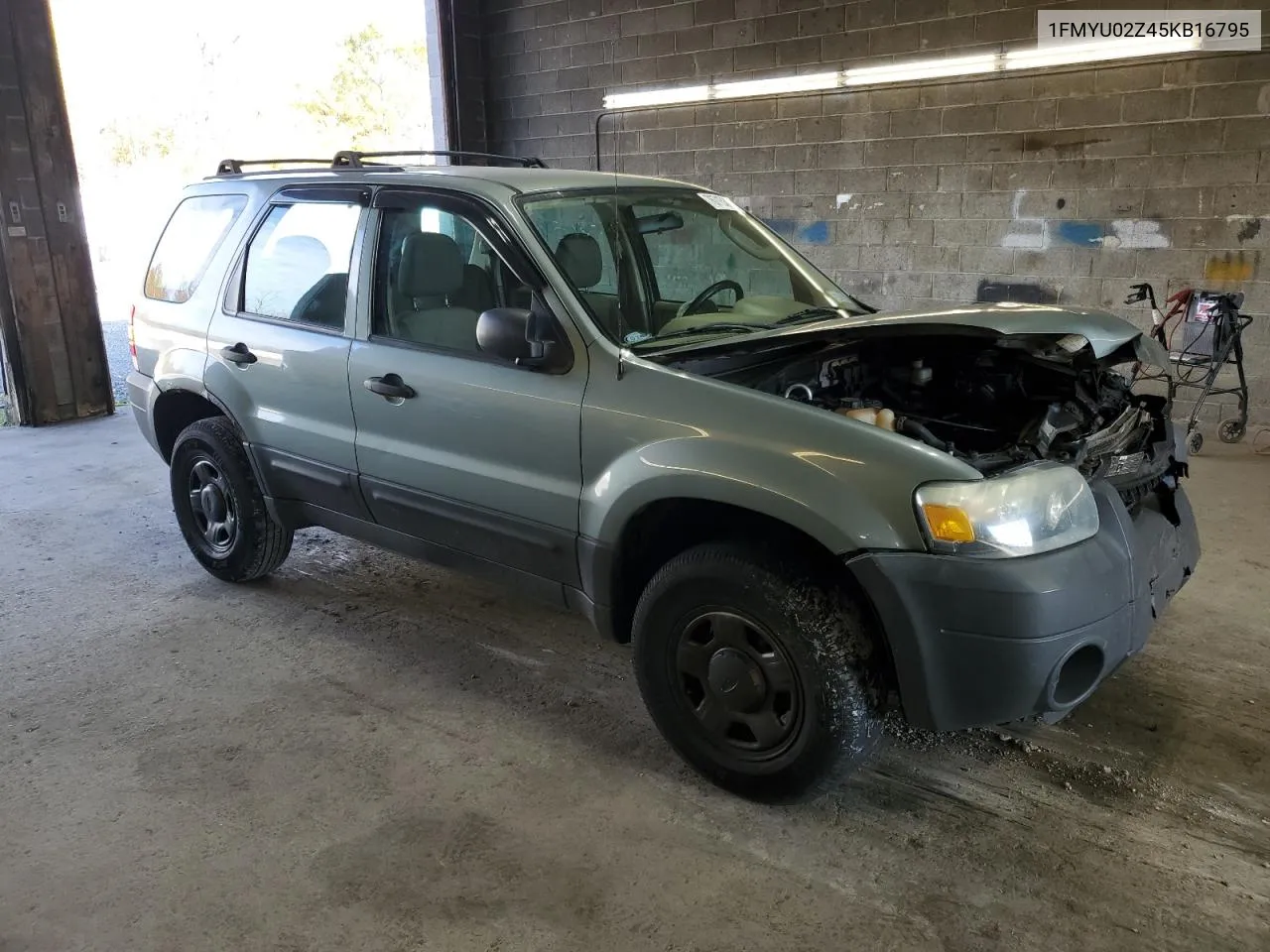 2005 Ford Escape Xls VIN: 1FMYU02Z45KB16795 Lot: 76715344