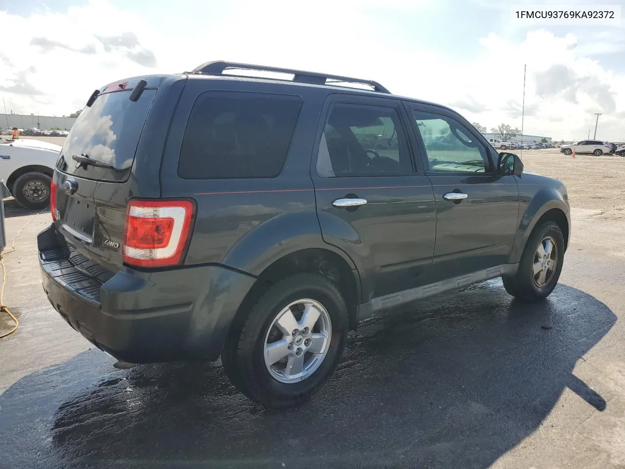 2009 Ford Escape Xlt VIN: 1FMCU93769KA92372 Lot: 73703694