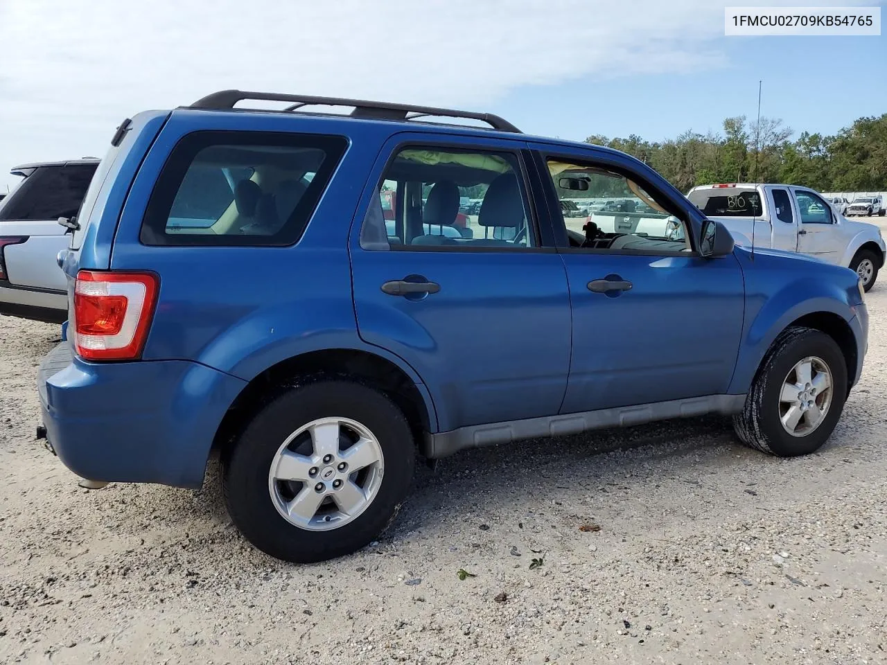 2009 Ford Escape Xls VIN: 1FMCU02709KB54765 Lot: 74780984