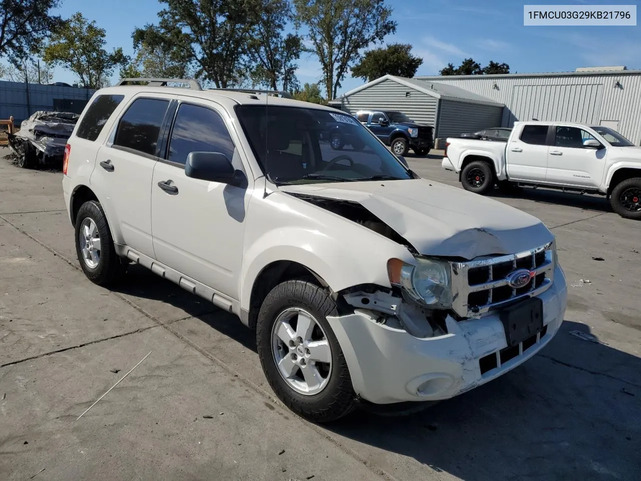 2009 Ford Escape Xlt VIN: 1FMCU03G29KB21796 Lot: 75919184