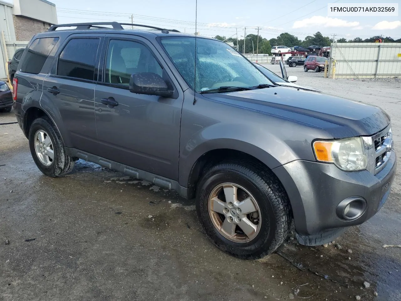 2010 Ford Escape Xlt VIN: 1FMCU0D71AKD32569 Lot: 67900354