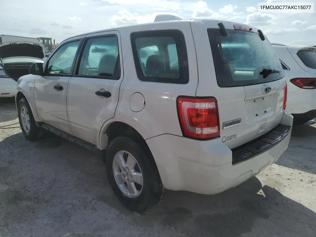 2010 Ford Escape Xls VIN: 1FMCU0C77AKC15077 Lot: 75435314