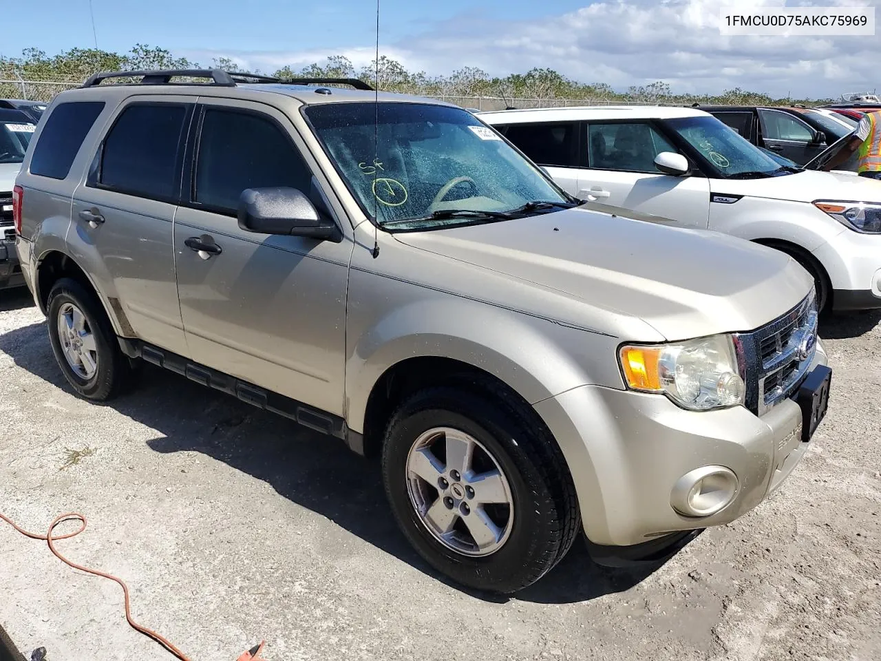 2010 Ford Escape Xlt VIN: 1FMCU0D75AKC75969 Lot: 76526164