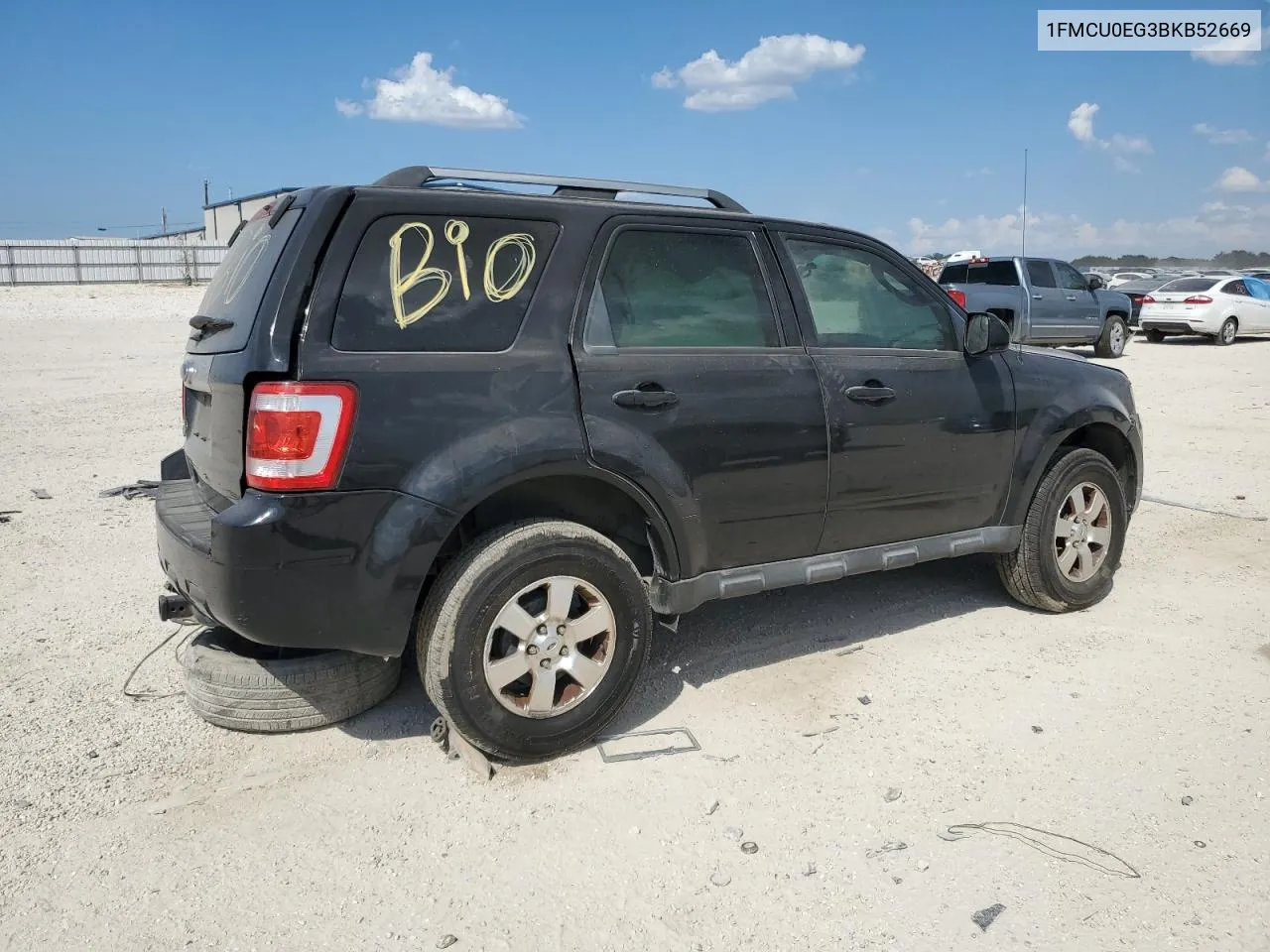 2011 Ford Escape Limited VIN: 1FMCU0EG3BKB52669 Lot: 73169084