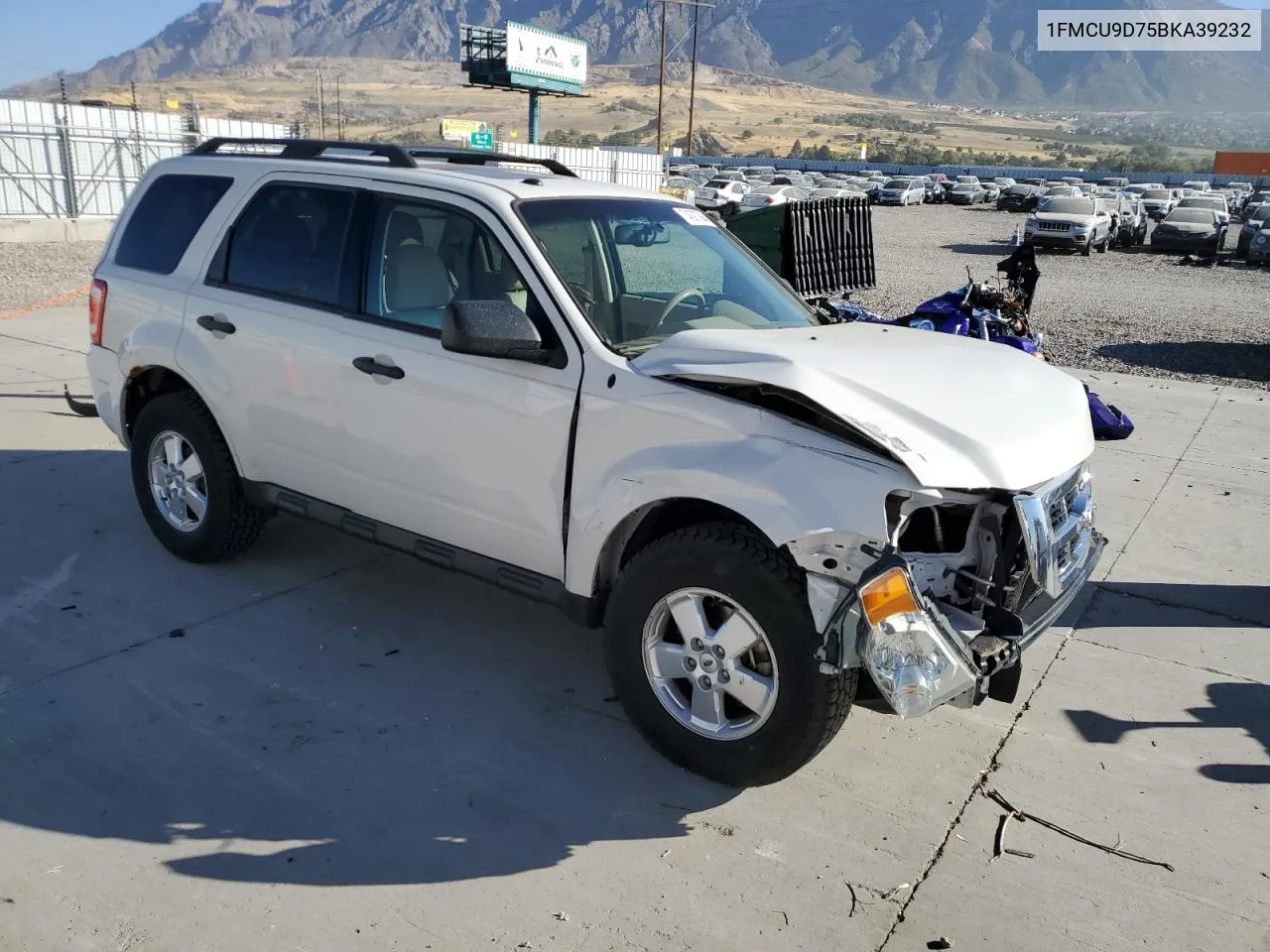 2011 Ford Escape Xlt VIN: 1FMCU9D75BKA39232 Lot: 74097094