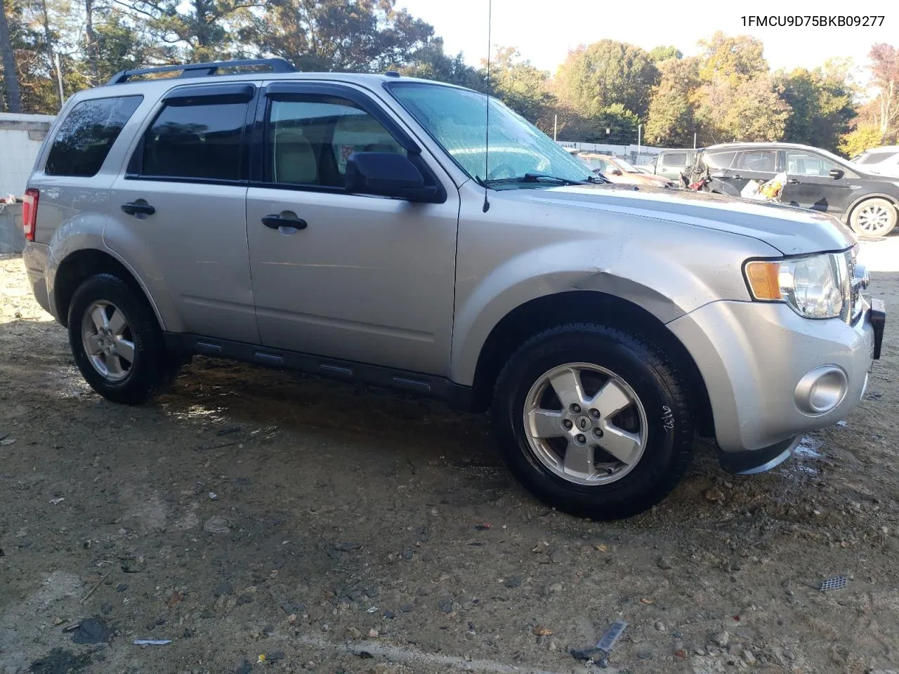 2011 Ford Escape Xlt VIN: 1FMCU9D75BKB09277 Lot: 77038134