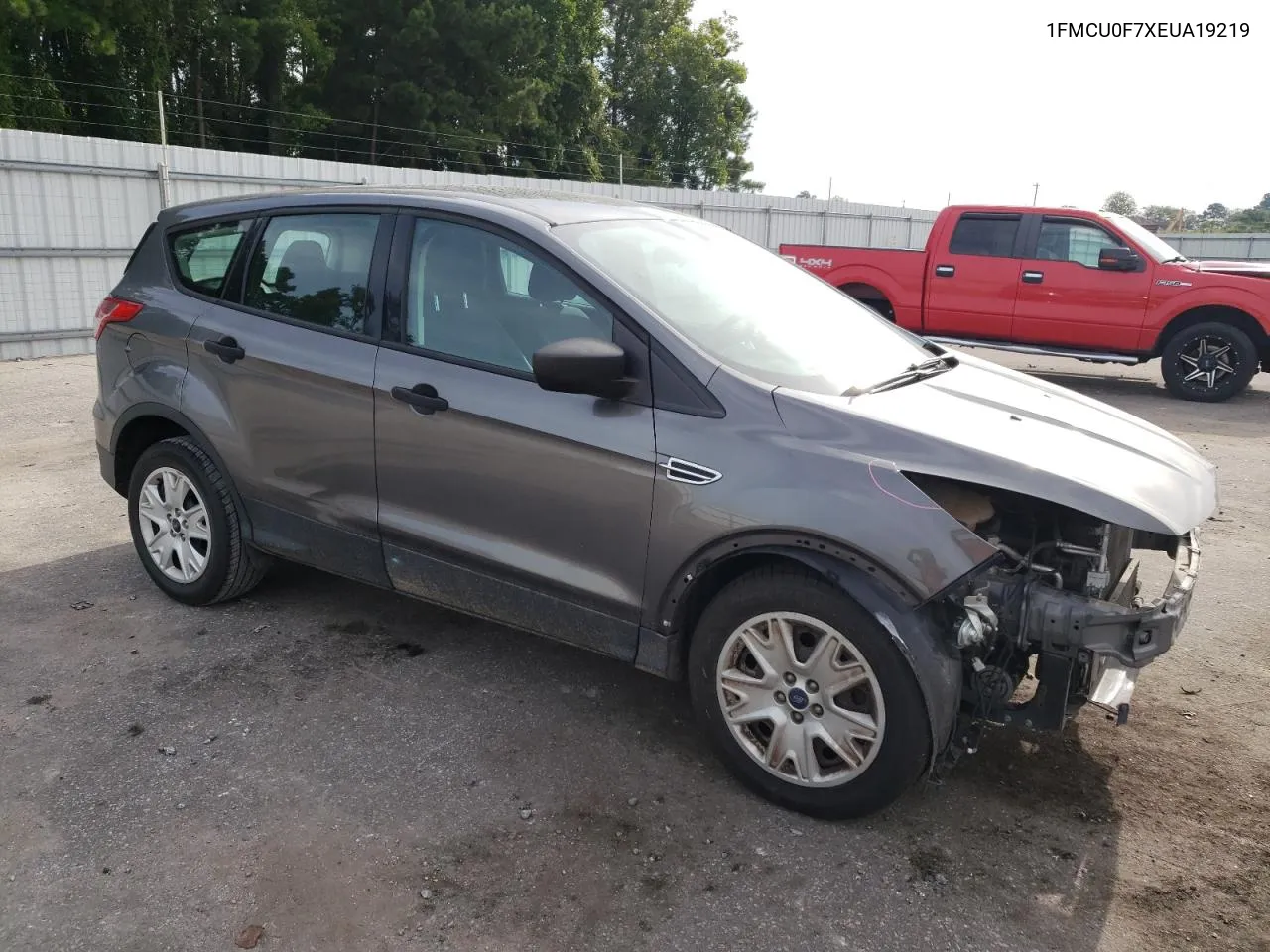 2014 Ford Escape S VIN: 1FMCU0F7XEUA19219 Lot: 69659184