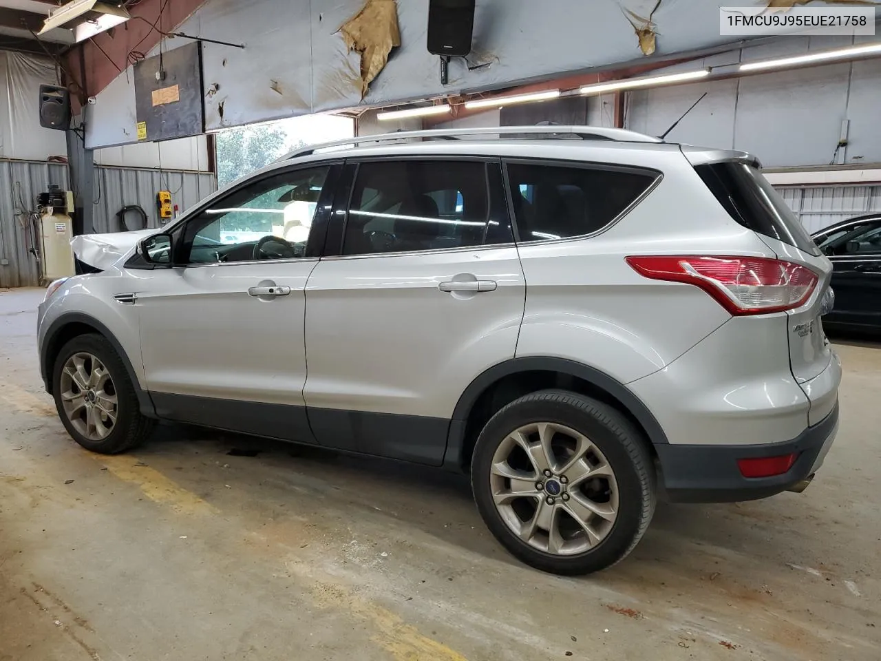 2014 Ford Escape Titanium VIN: 1FMCU9J95EUE21758 Lot: 75065694