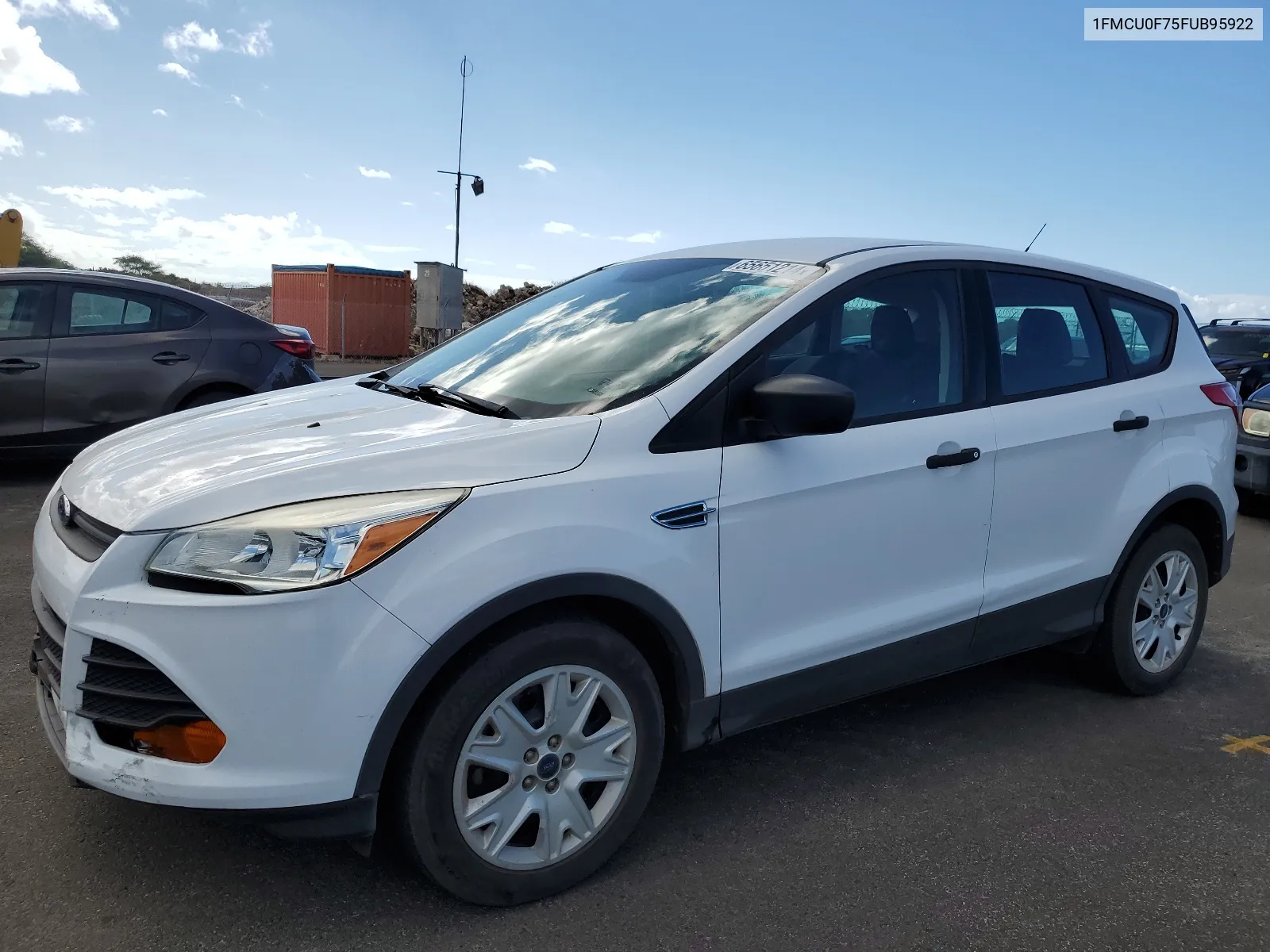 2015 Ford Escape S VIN: 1FMCU0F75FUB95922 Lot: 65651214