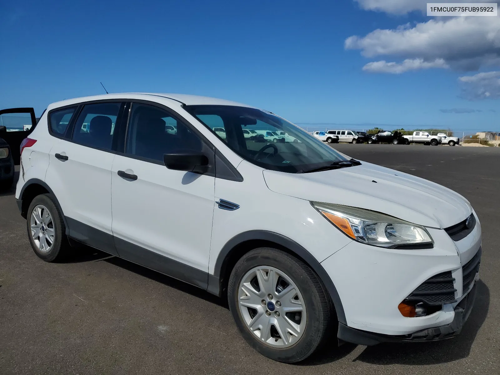 2015 Ford Escape S VIN: 1FMCU0F75FUB95922 Lot: 65651214