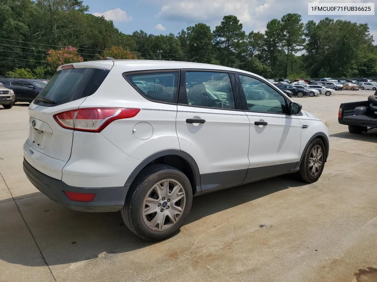 2015 Ford Escape S VIN: 1FMCU0F71FUB36625 Lot: 67133104