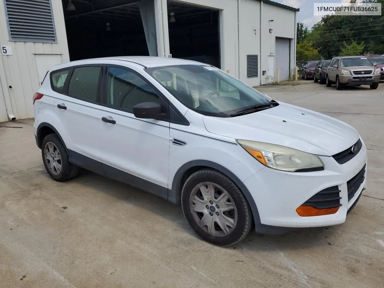 2015 Ford Escape S VIN: 1FMCU0F71FUB36625 Lot: 67133104