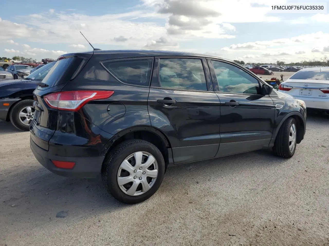 2015 Ford Escape S VIN: 1FMCU0F76FUC35330 Lot: 68438104