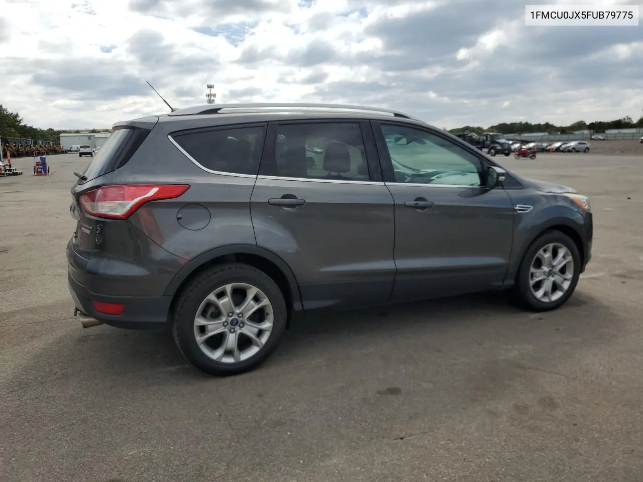 1FMCU0JX5FUB79775 2015 Ford Escape Titanium