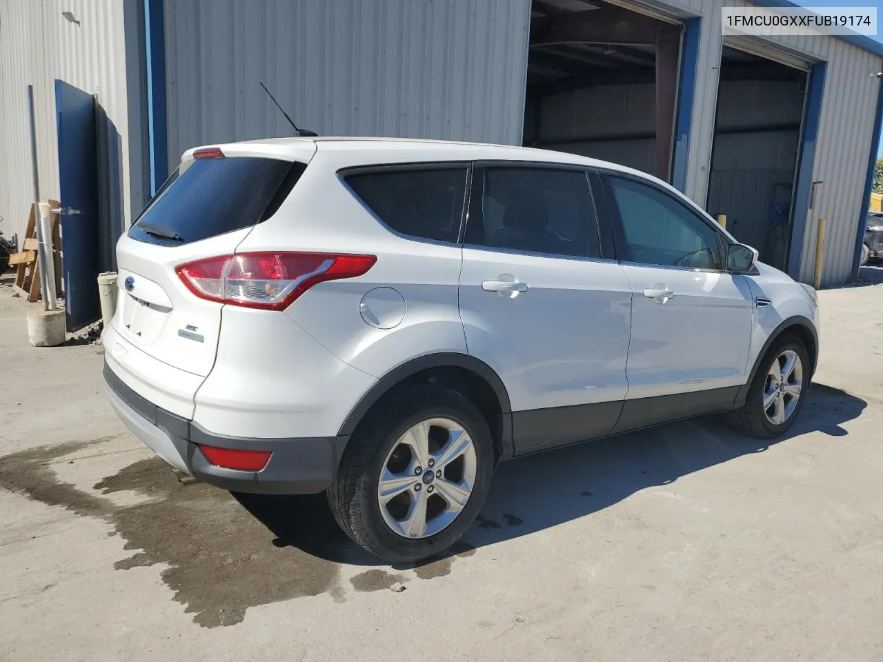 2015 Ford Escape Se VIN: 1FMCU0GXXFUB19174 Lot: 76827004