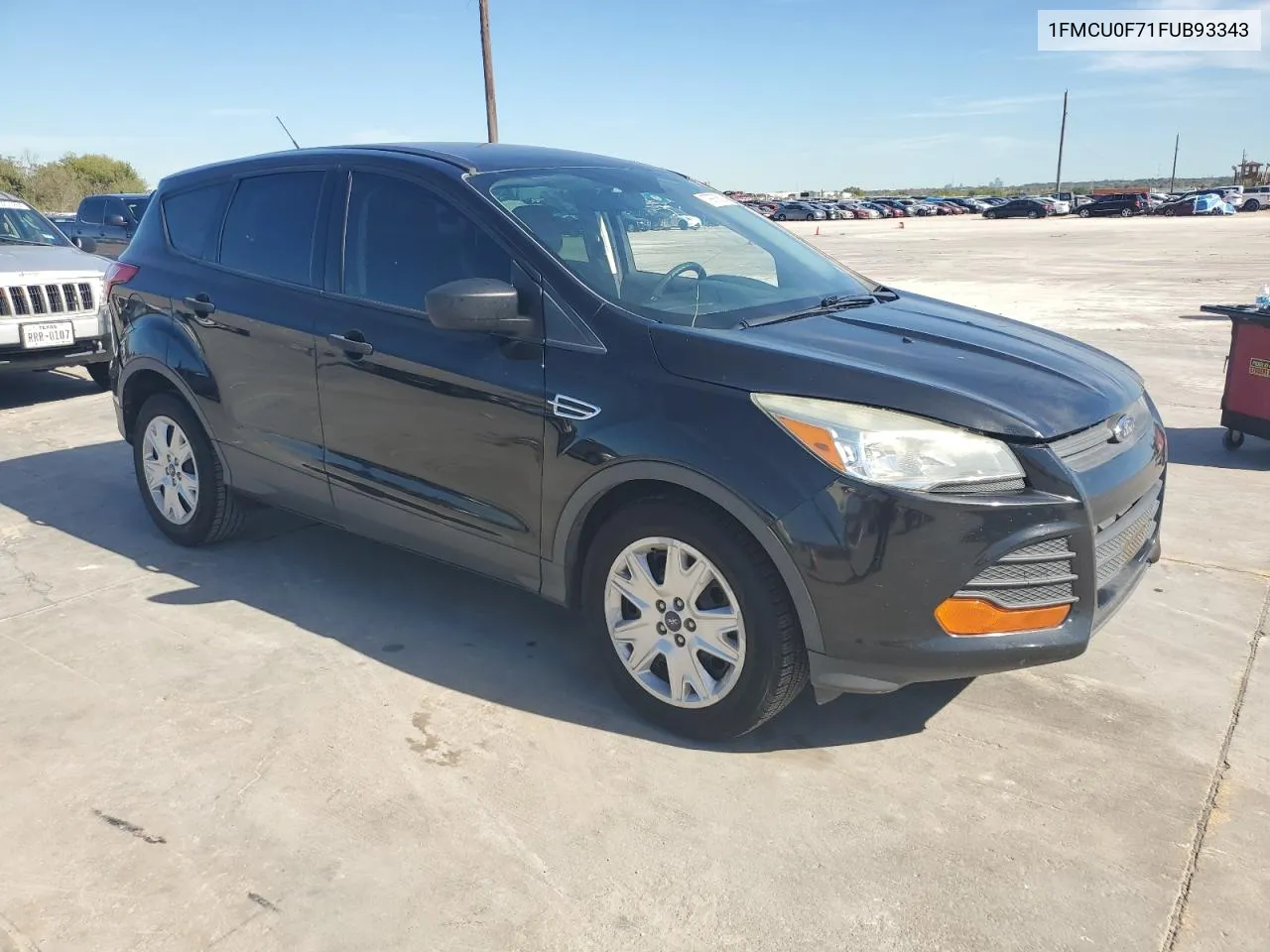 2015 Ford Escape S VIN: 1FMCU0F71FUB93343 Lot: 79976624