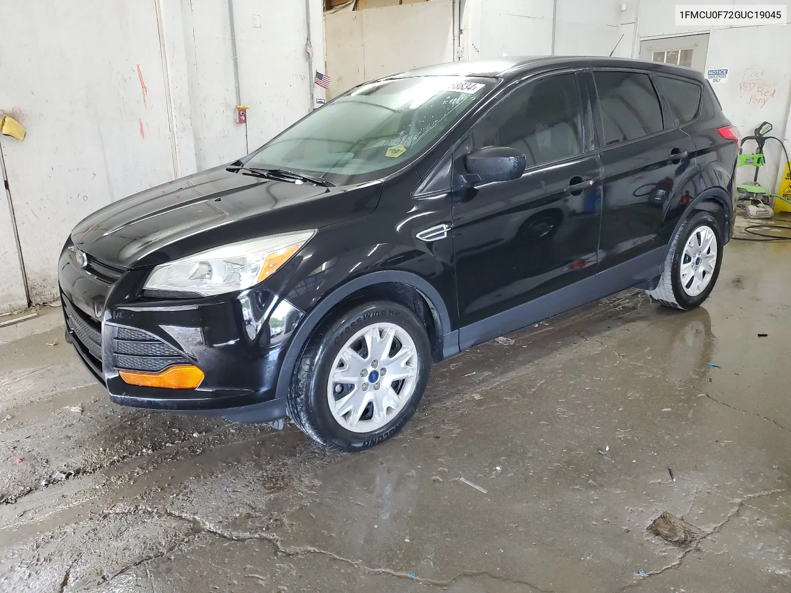 2016 Ford Escape S VIN: 1FMCU0F72GUC19045 Lot: 52188834