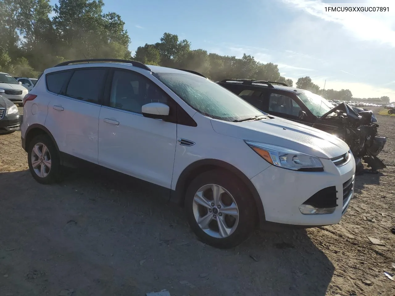 1FMCU9GXXGUC07891 2016 Ford Escape Se