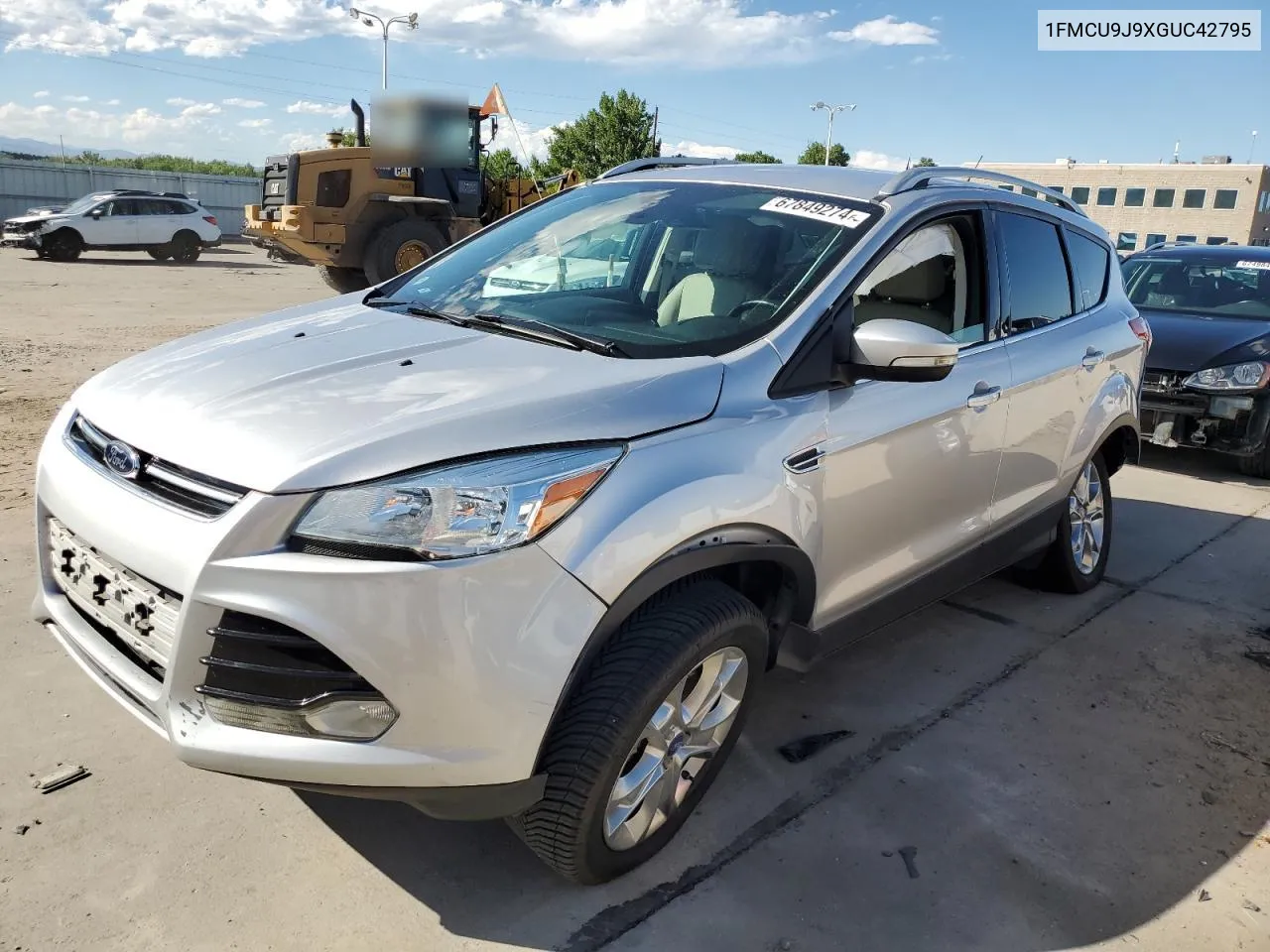 1FMCU9J9XGUC42795 2016 Ford Escape Titanium