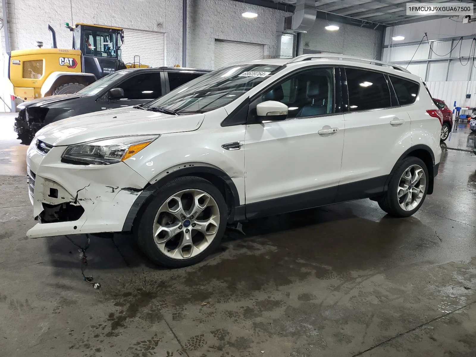 1FMCU9J9XGUA67500 2016 Ford Escape Titanium