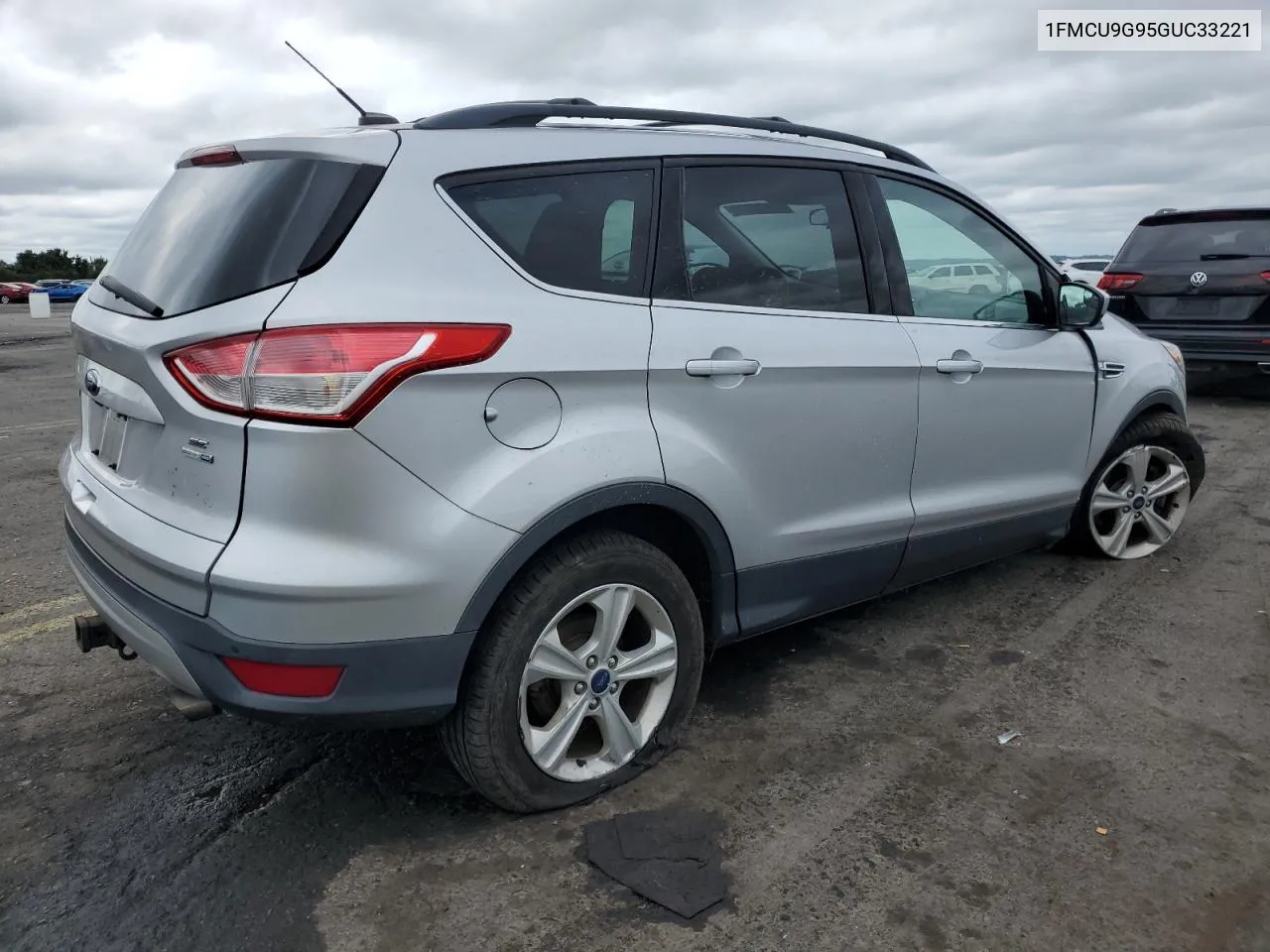 1FMCU9G95GUC33221 2016 Ford Escape Se