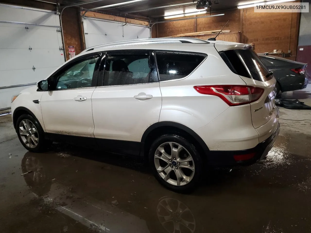 2016 Ford Escape Titanium VIN: 1FMCU9JX9GUB05281 Lot: 74692374