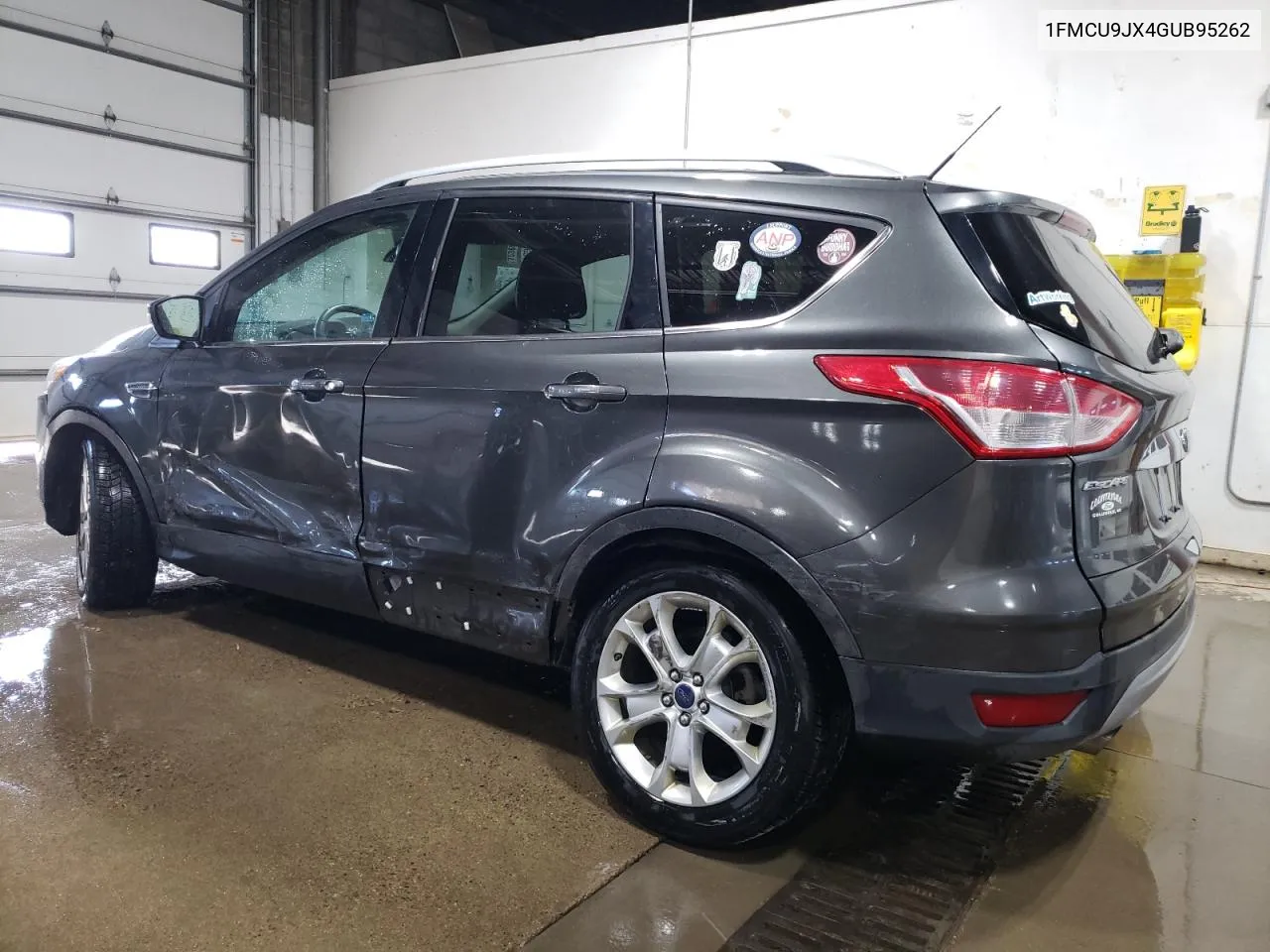 2016 Ford Escape Titanium VIN: 1FMCU9JX4GUB95262 Lot: 75308594