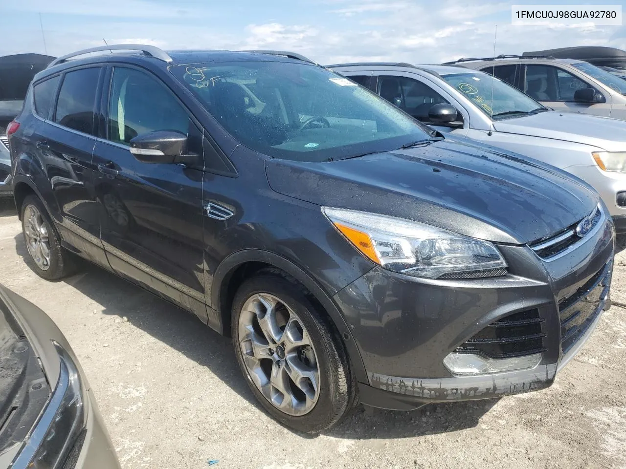 1FMCU0J98GUA92780 2016 Ford Escape Titanium