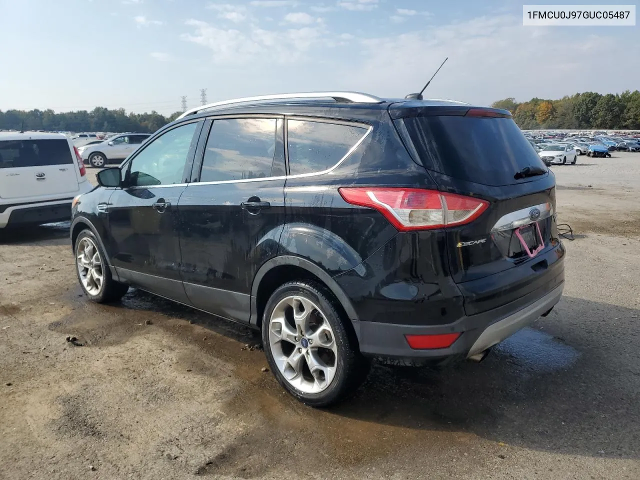 1FMCU0J97GUC05487 2016 Ford Escape Titanium