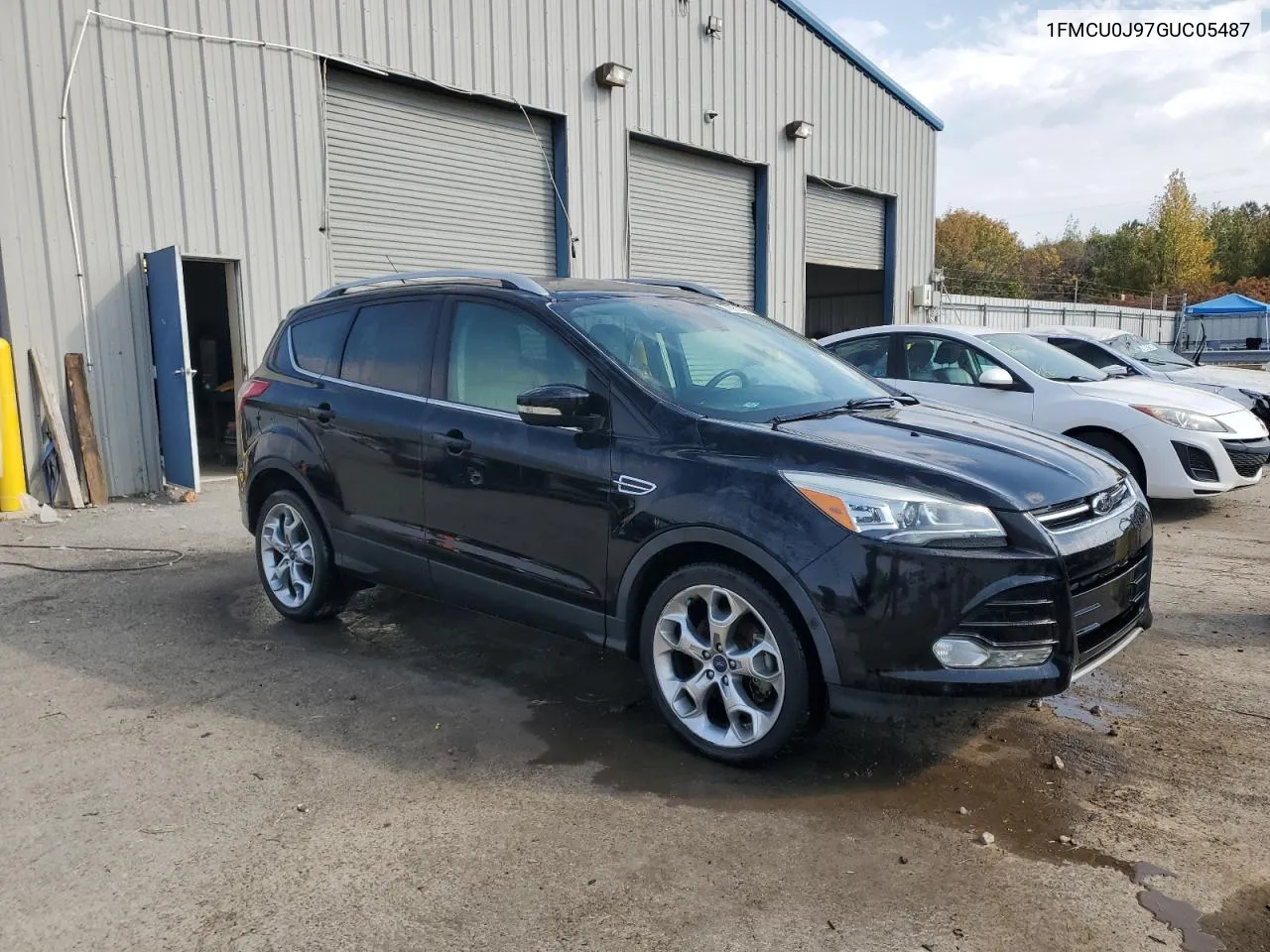 1FMCU0J97GUC05487 2016 Ford Escape Titanium