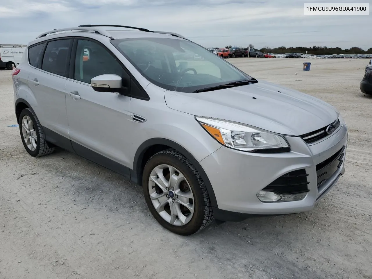 1FMCU9J96GUA41900 2016 Ford Escape Titanium