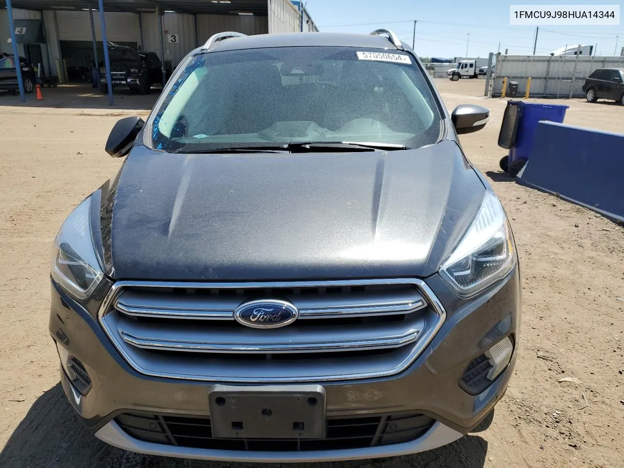 1FMCU9J98HUA14344 2017 Ford Escape Titanium