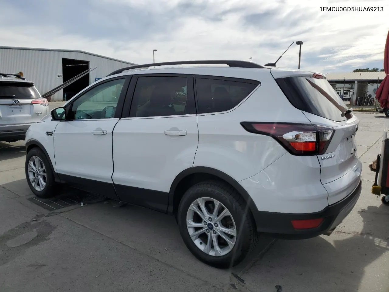 1FMCU0GD5HUA69213 2017 Ford Escape Se