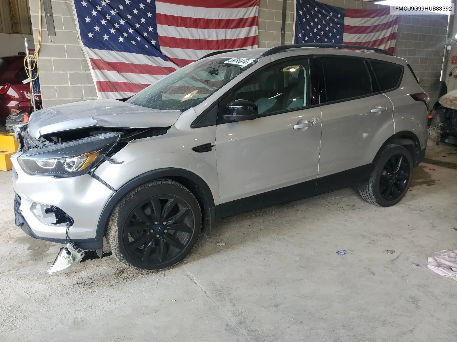 2017 Ford Escape Se VIN: 1FMCU9G99HUB83392 Lot: 66080894