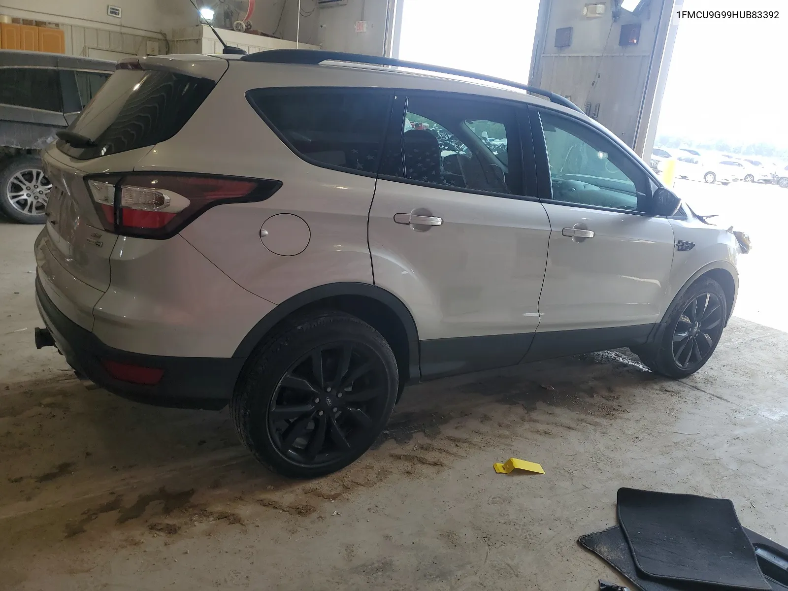 2017 Ford Escape Se VIN: 1FMCU9G99HUB83392 Lot: 66080894