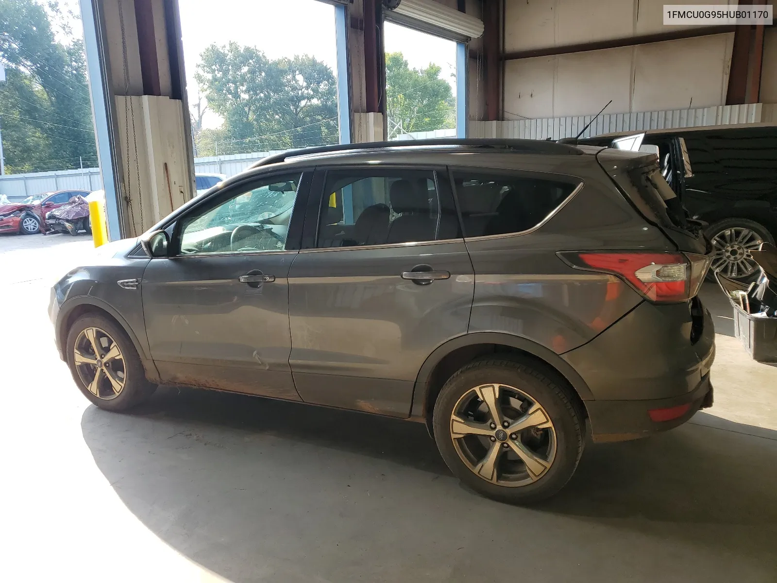 2017 Ford Escape Se VIN: 1FMCU0G95HUB01170 Lot: 68068354