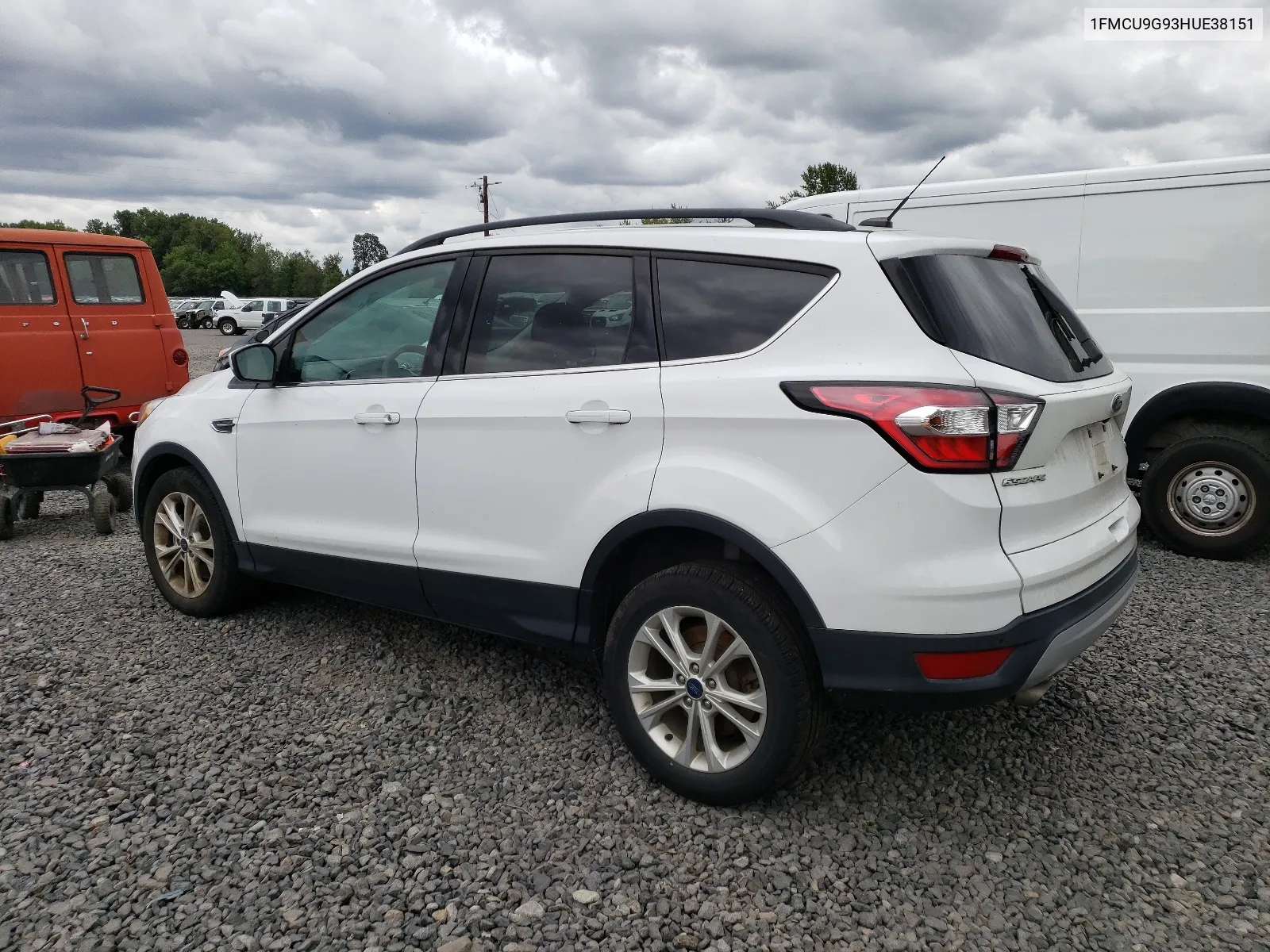 2017 Ford Escape Se VIN: 1FMCU9G93HUE38151 Lot: 68739784